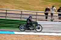 Vintage-motorcycle-club;eventdigitalimages;mallory-park;mallory-park-trackday-photographs;no-limits-trackdays;peter-wileman-photography;trackday-digital-images;trackday-photos;vmcc-festival-1000-bikes-photographs